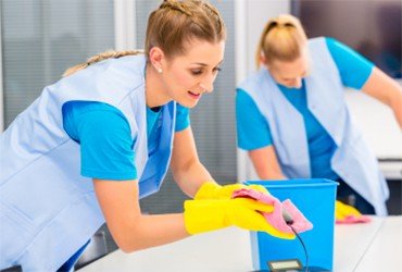 Commercial And Home cleaning crew ladies working as our team